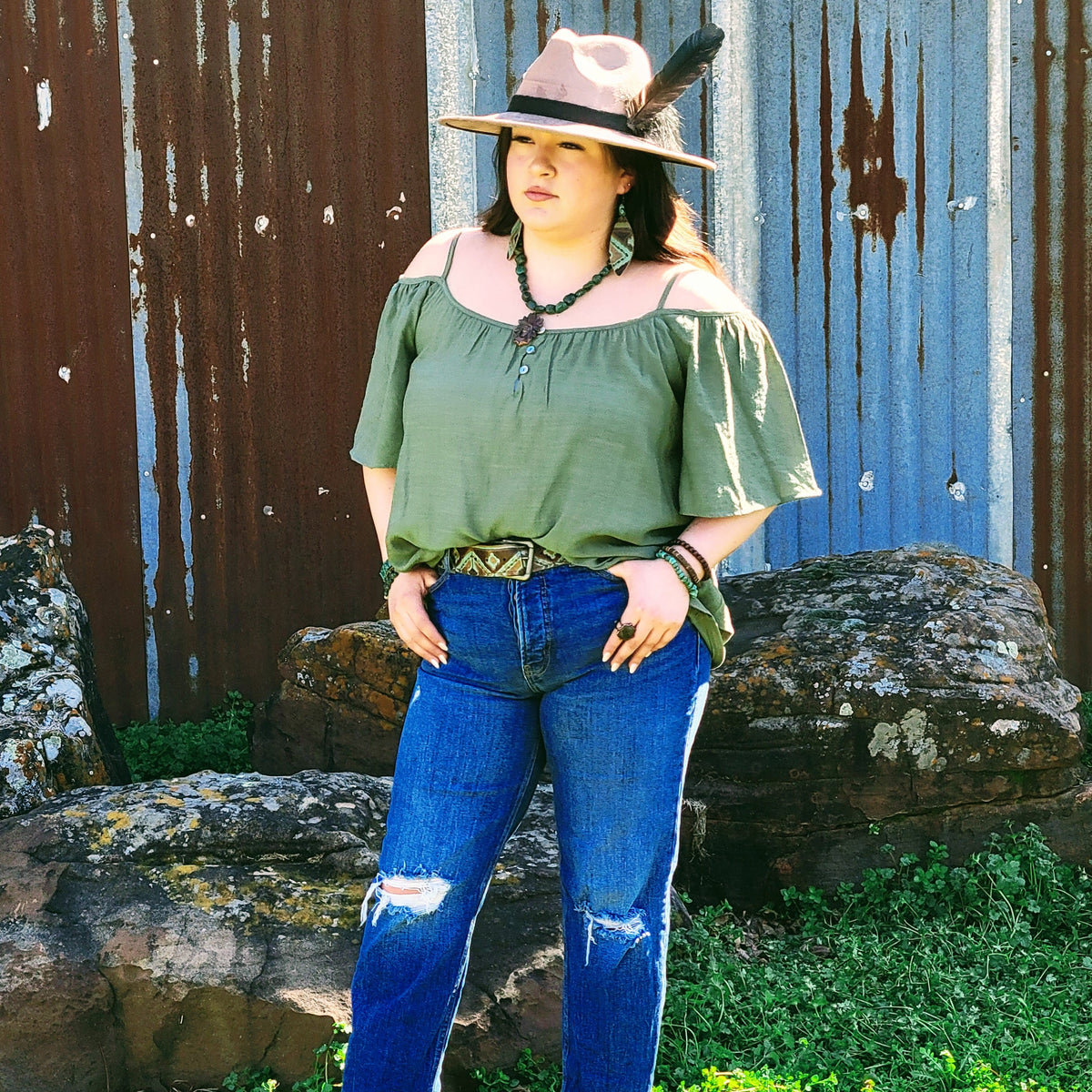 Collar Necklace with Natural Turquoise w/ Indian Head Pendant 259n