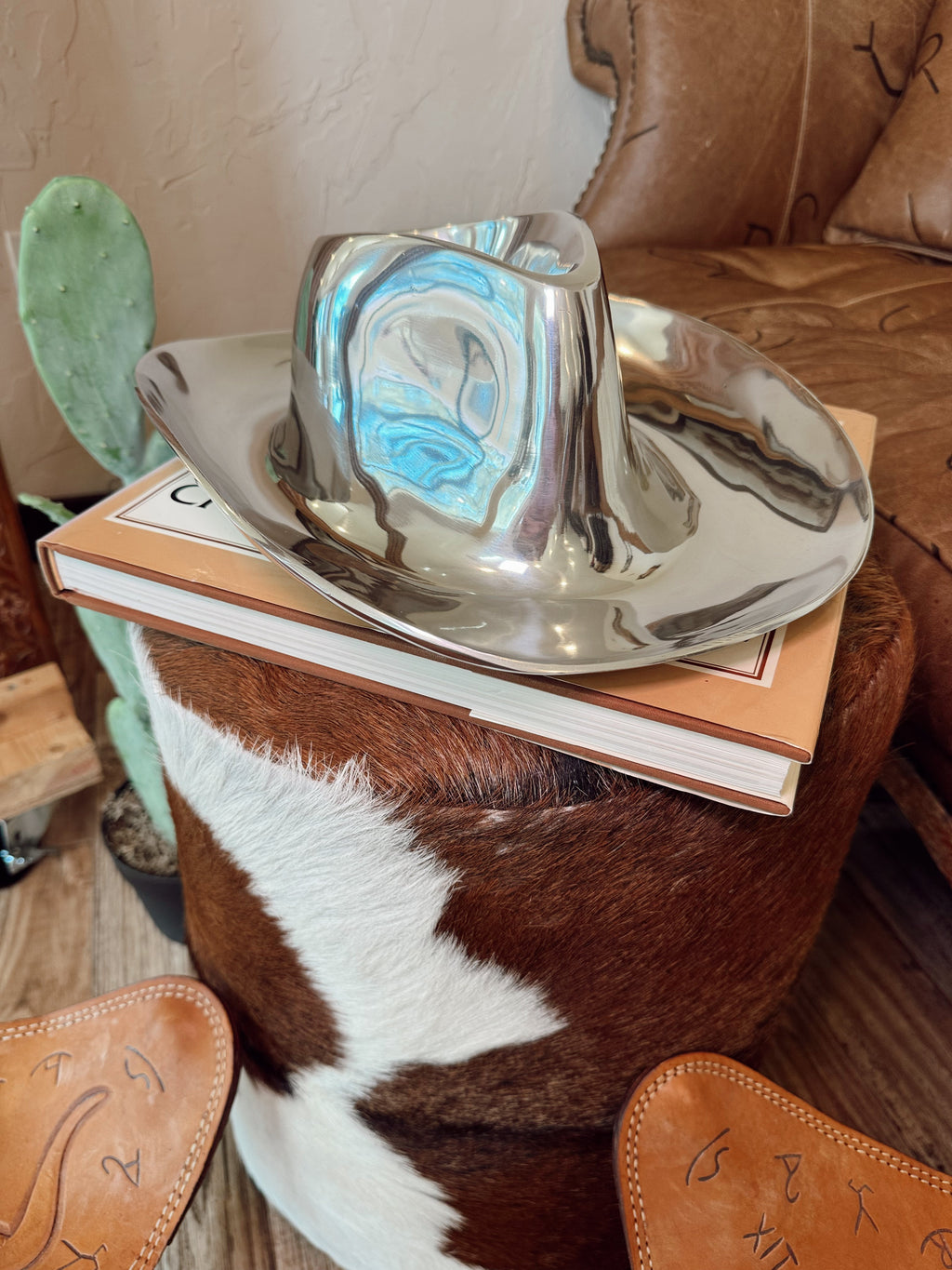 Ten Gallon Hat Chip & Dip Platter