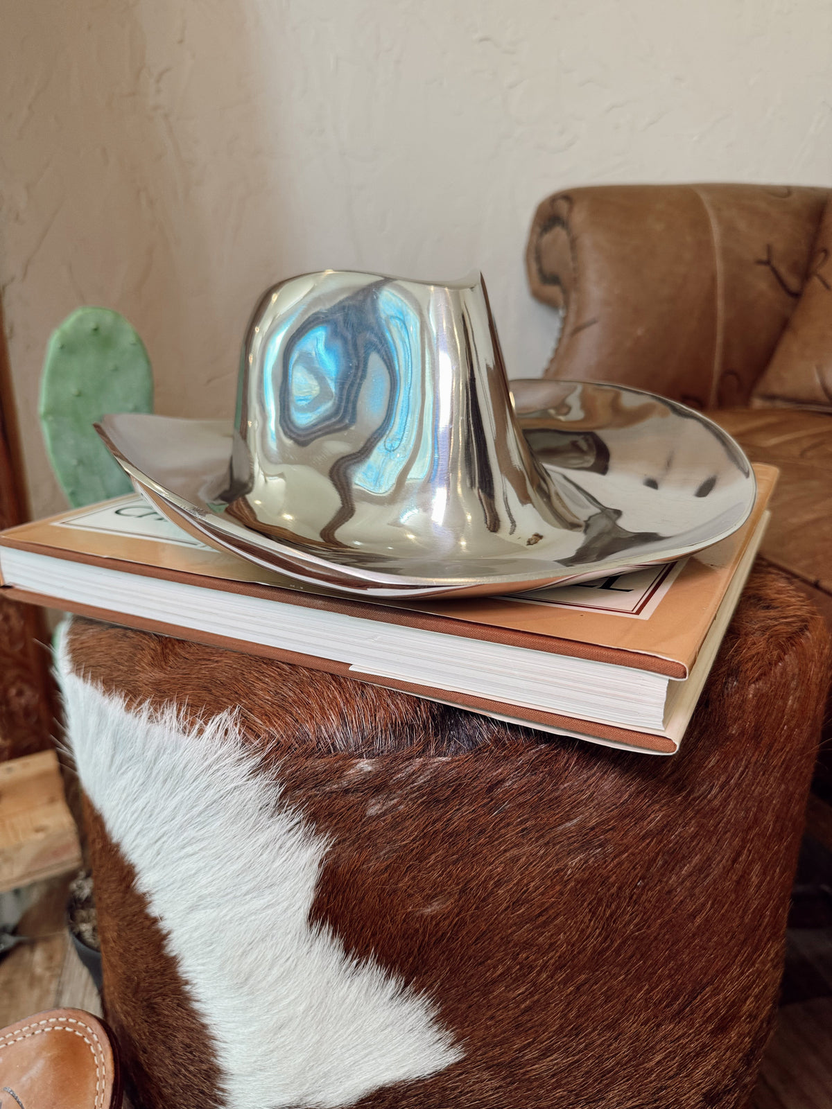Ten Gallon Hat Chip & Dip Platter