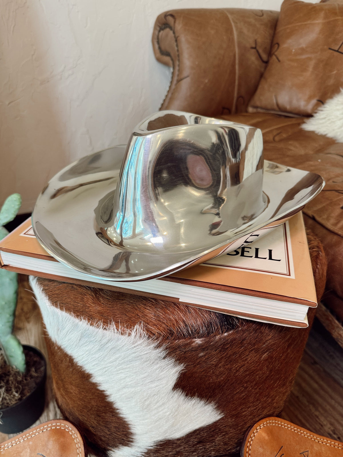 Ten Gallon Hat Chip & Dip Platter