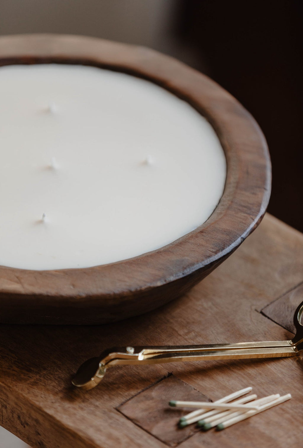 Wooden Bowl 5 Wick Candle 48 oz