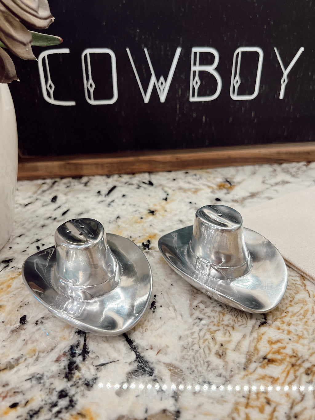 Hat Salt & Pepper Shakers