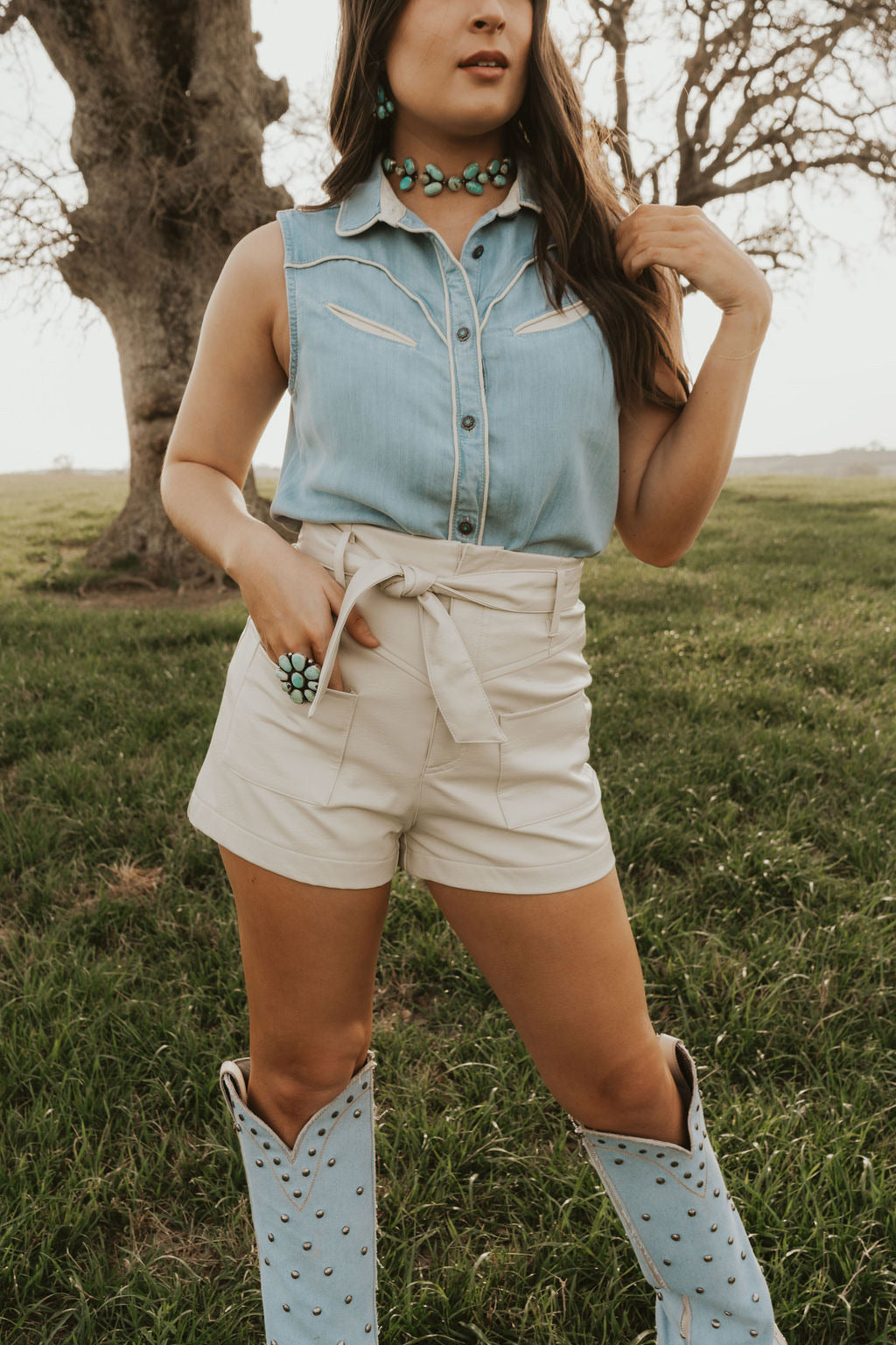 Luxor Shorts in Ecru
