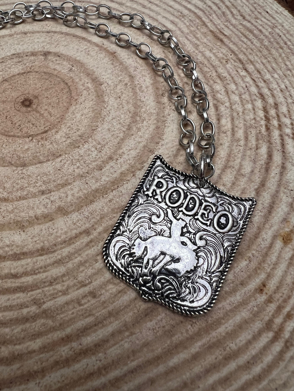 Rodeo Statement Pendant Necklace – Adjustable 22"+