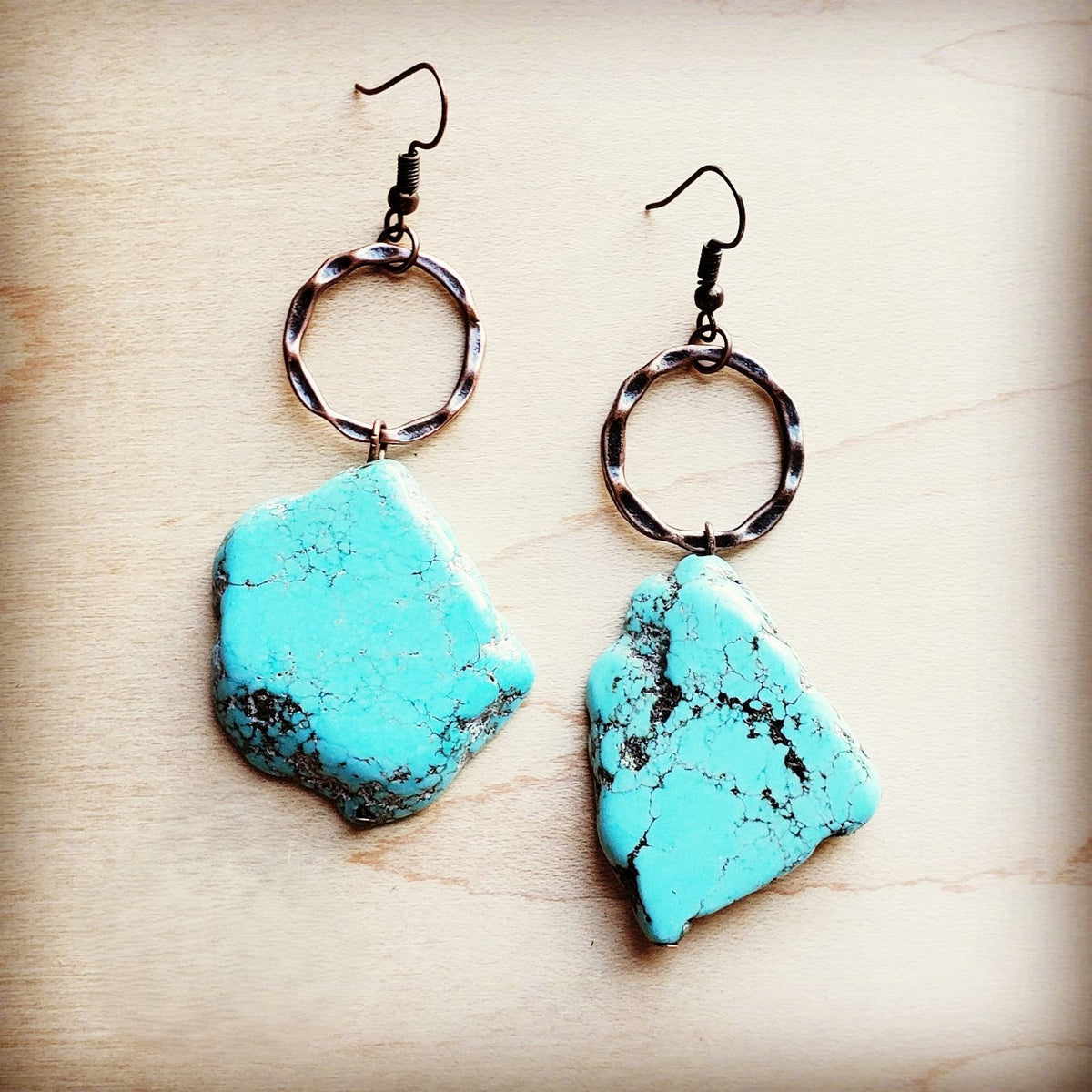 Turquoise Chunky Earrings 215q