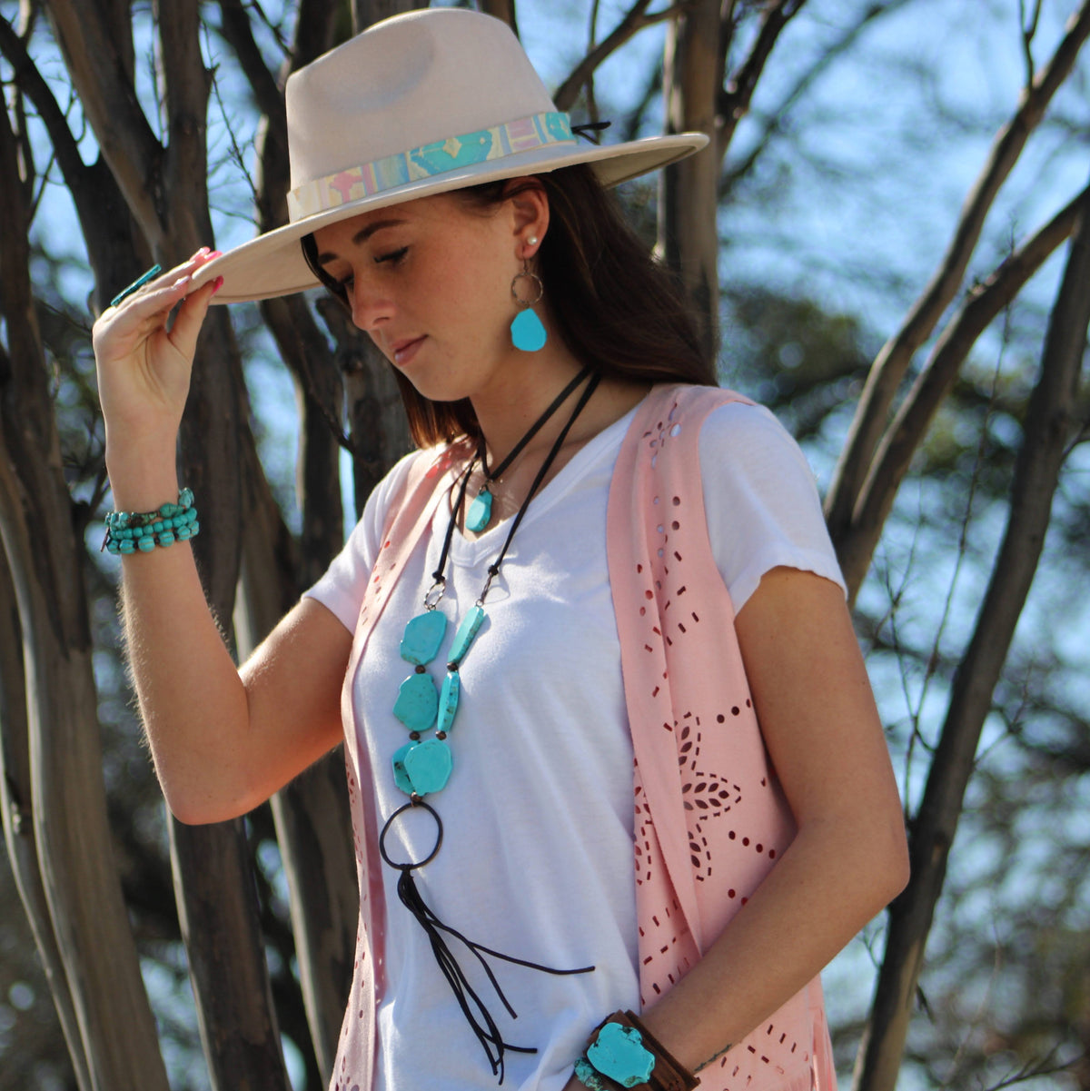 Turquoise Chunky Earrings 215q
