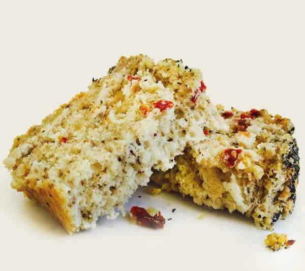 Sundried Tomato Pesto Texas Beer Bread