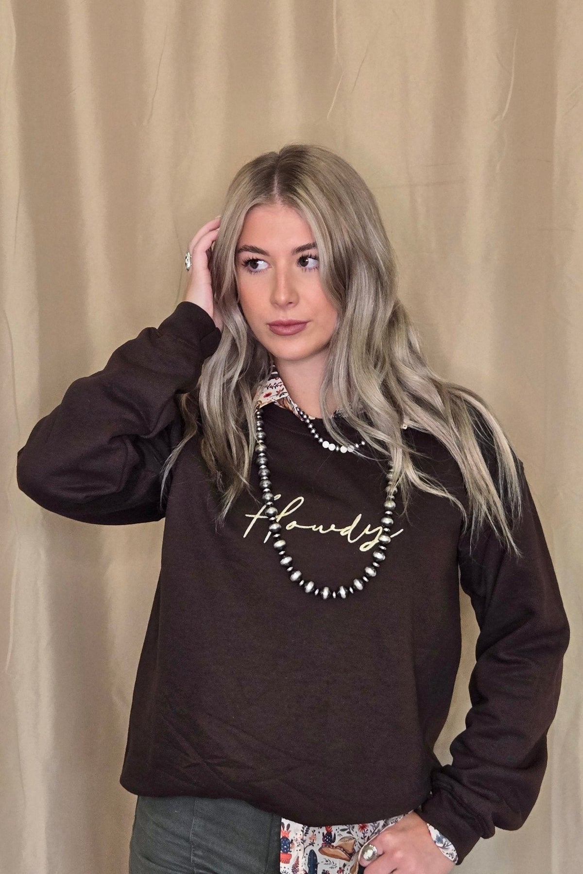 Howdy Embroidered Western Sweatshirt — Soft Gildan Fabric