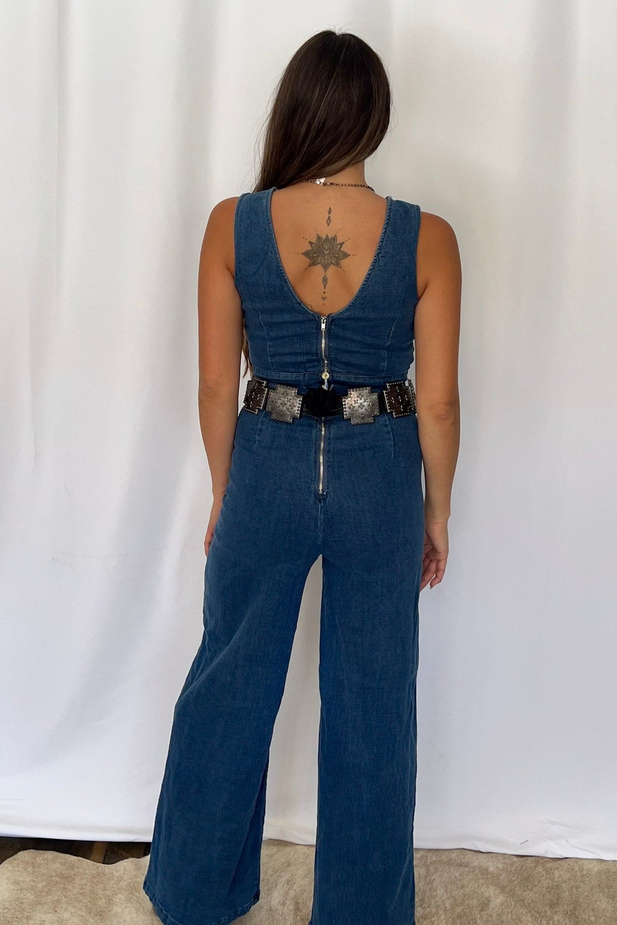Rosie Scalloped Neckline Washed Denim Flying Tomato Western Jumpsuit — Wide-Leg with Banded Sash Belt & Back Zipper (small remains)