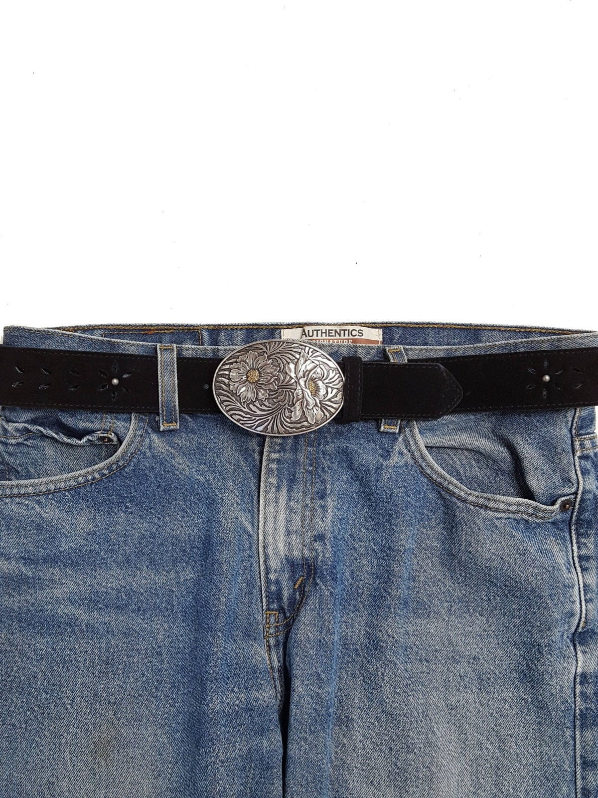 Oval Sunflower Belt Buckle — Premium Silver Plating with Gold Trim Accent